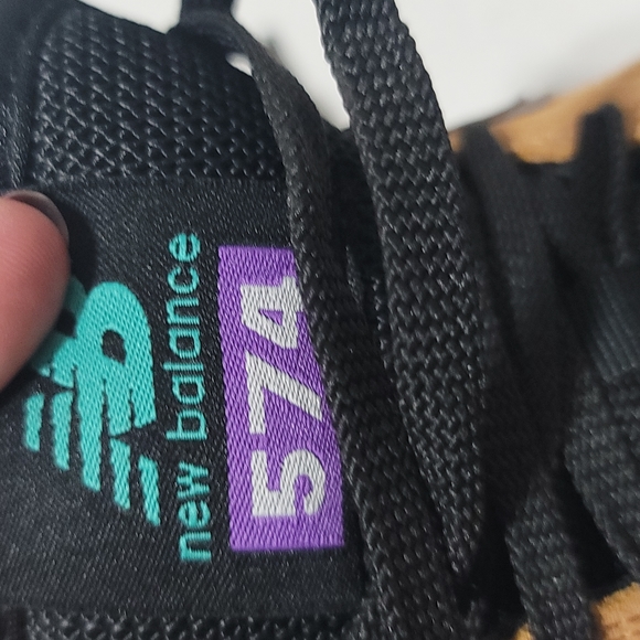 New Balance - Picture 4 of 4